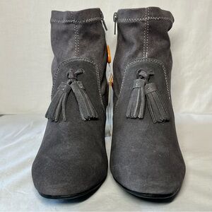 Sporto Samantha Women’s Ankle Boots 8M Waterproof Boho-Chic Suede Gray Tassels